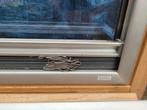 Velux dakraam met HR++ glas 140x115 incl. toebehoren, Ophalen, Zo goed als nieuw, Dakraam