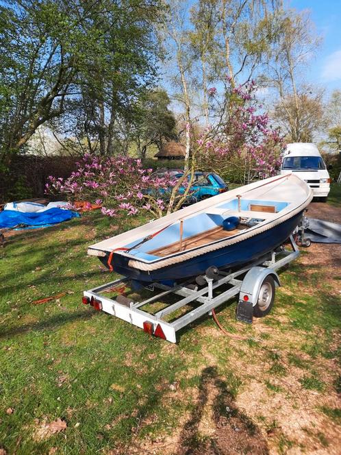 Leuk toer/visbootje, 4mtr, op trailer met veel extra's!, Watersport en Boten, Vis- en Consoleboten, Zo goed als nieuw, Tot 10 pk
