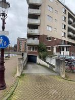 Te huur parkeerplaats 1052EP / Parking spot for rent 1052EP, Huizen en Kamers, Garages en Parkeerplaatsen, Amsterdam