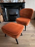 Stoel met poef van woood, Huis en Inrichting, Fauteuils, Ophalen, Zo goed als nieuw, Minder dan 75 cm, 50 tot 75 cm