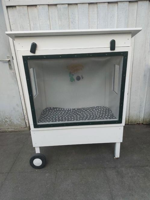 Buitenbedje / Lutjepotje in nette staat, Kinderen en Baby's, Kinderkamer | Bedden, Gebruikt, 180 cm of meer, Matras, Ophalen