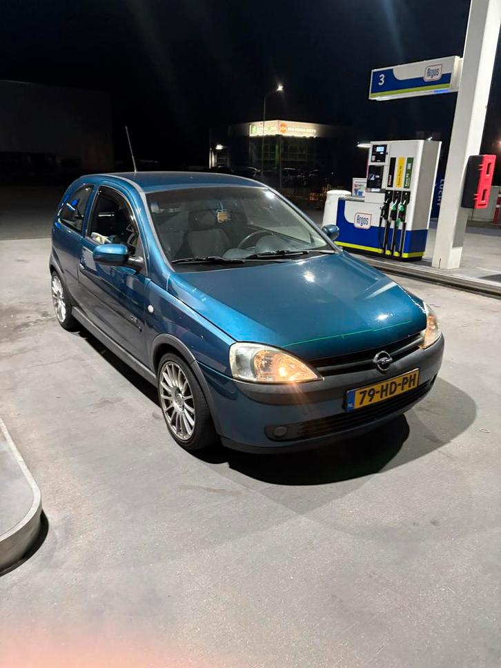 Opel Corsa 1.8 16V 3D 2001 Groen, Auto's, Opel, Particulier, Corsa, Airbags, Airconditioning, Bluetooth, Cruise Control, Radio