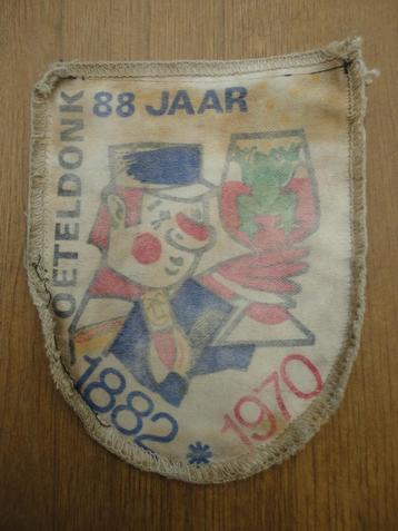 Origineel carnavals embleem, patch Oeteldonk 1970 beschikbaar voor biedingen
