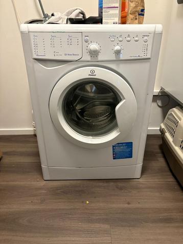Wasmachine - Goede staat beschikbaar voor biedingen