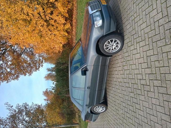 Mercedes 200 w124 1987, Auto's, Oldtimers, Particulier, Ophalen