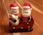 Kerstman en Sneeuwpop Peper en Zoutstel in Slee, Overige materialen, Ophalen of Verzenden, Zo goed als nieuw, Rood