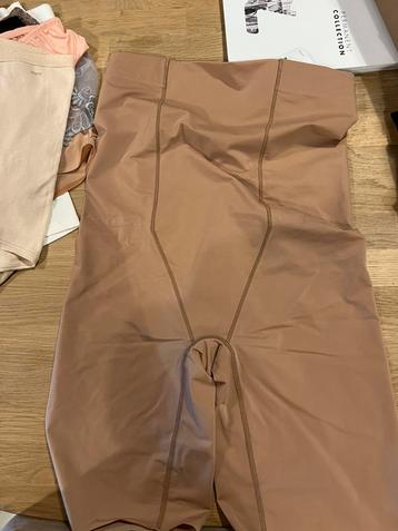 Wacoal L short  maat 42 NIEUW!! Nu €10, beschikbaar voor biedingen
