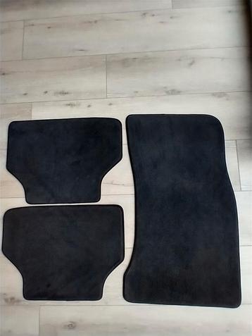 3 velours matten voor BMW 5 serie E60/61 beschikbaar voor biedingen