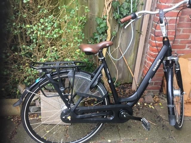 zwarte gazelle fiets C7, Fietsen en Brommers, Fietsen | Dames | Damesfietsen, Versnellingen, Zo goed als nieuw, Gazelle, 56 cm of meer