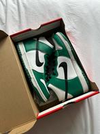 Nike Dunk High Celtics maat 38.5 nieuw, Ophalen of Verzenden, Zo goed als nieuw, Sneakers of Gympen