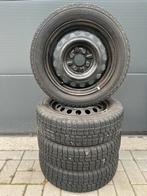 Bijna nieuwe winterbanden op velg voor VW golf V, VI, VII, Auto-onderdelen, Ophalen, Gebruikt, 15 inch, Banden en Velgen