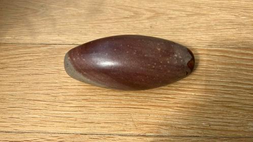 Shiva lingam | 10x4 cm | 290 gram, Verzamelen, Mineralen en Fossielen, Mineraal, Ophalen of Verzenden