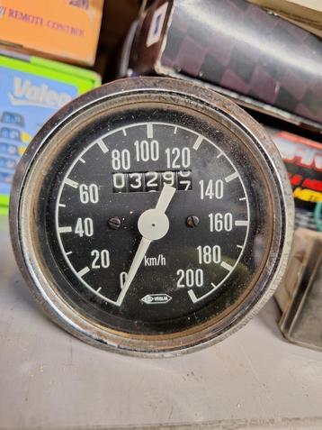 set analoge dashboardklokjes voor o.a. Peugeot en Opel beschikbaar voor biedingen