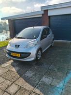 Toyota Aygo nieuwe APK, Stof, Handgeschakeld, Particulier, Zilver of Grijs