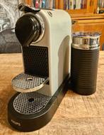 Nespresso Krups koffie& melkopschuimer machine, Koffiepads en cups, Espresso apparaat, Nieuw, Ophalen of Verzenden