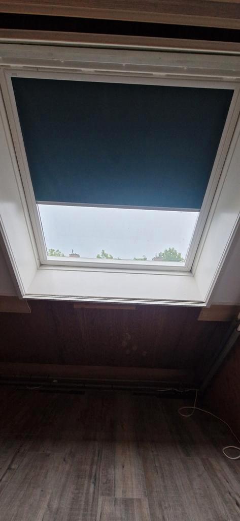 Verduisterend en zonwerend rolgordijn Velux GGL-2 DKL-U08, Doe-het-zelf en Verbouw, Glas en Ramen, Zo goed als nieuw, Dakraam
