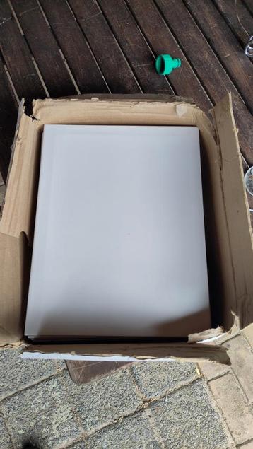 7 witte wandtegels met facetrand 25*33 beschikbaar voor biedingen