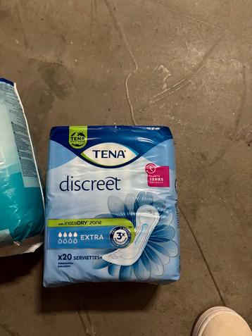 Tena discreet en tena pants beschikbaar voor biedingen