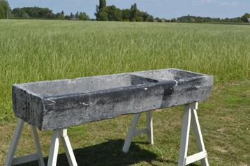arduinen trog, slank model beschikbaar voor biedingen