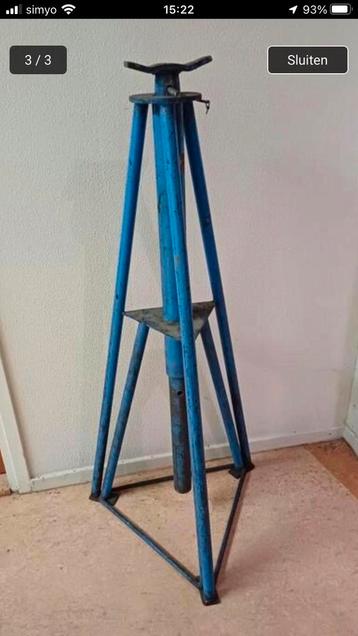 Brugsteun beschikbaar voor biedingen