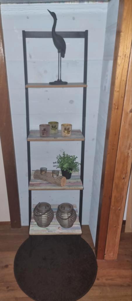 Leuk setje wandrek inclusief accessoires!, Huis en Inrichting, Kasten | Wandmeubels, Gebruikt, Ophalen