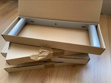 4x onderstel / pootjes 13,5cm hoog beschikbaar voor biedingen