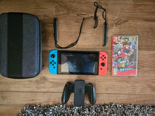 Switch V2 2019 met Mario Odyssey, Spelcomputers en Games, Spelcomputers | Nintendo Switch, Zo goed als nieuw, Switch 2019 Upgrade