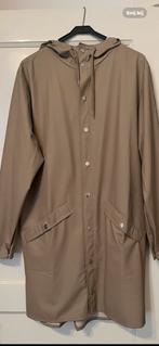 Rains regenjas dames kleur licht olijf/beige, Kleding | Dames, Jassen | Zomer, Ophalen of Verzenden, Zo goed als nieuw