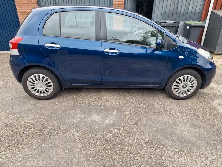 Toyota Yaris 1.3 16V Vvt-i 5DR MMT 2010 Blauw, Auto's, Toyota, Particulier, Yaris, Benzine, Hatchback, Blauw, Ophalen