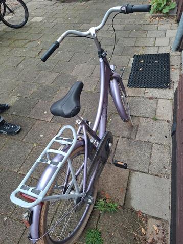 2 kinderfietsen: 24 inch & 22 inch beschikbaar voor biedingen