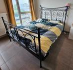 Bedframe metaal, Huis en Inrichting, Slaapkamer | Bedden, Ophalen, Zwart, Tweepersoons, Zo goed als nieuw