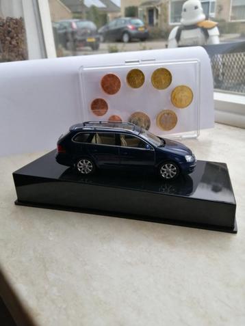 Volkswagen Golf V Variant zwart  beschikbaar voor biedingen