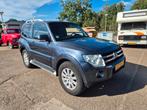 MITSUBISCHI PAJERO, Auto's, Mitsubishi, Automaat, Zwart, 4 cilinders, Blauw
