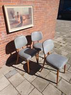Vintage stoelen 3 sruks ., Huis en Inrichting, Stoelen, Ophalen, Gebruikt, Vintage, Hout