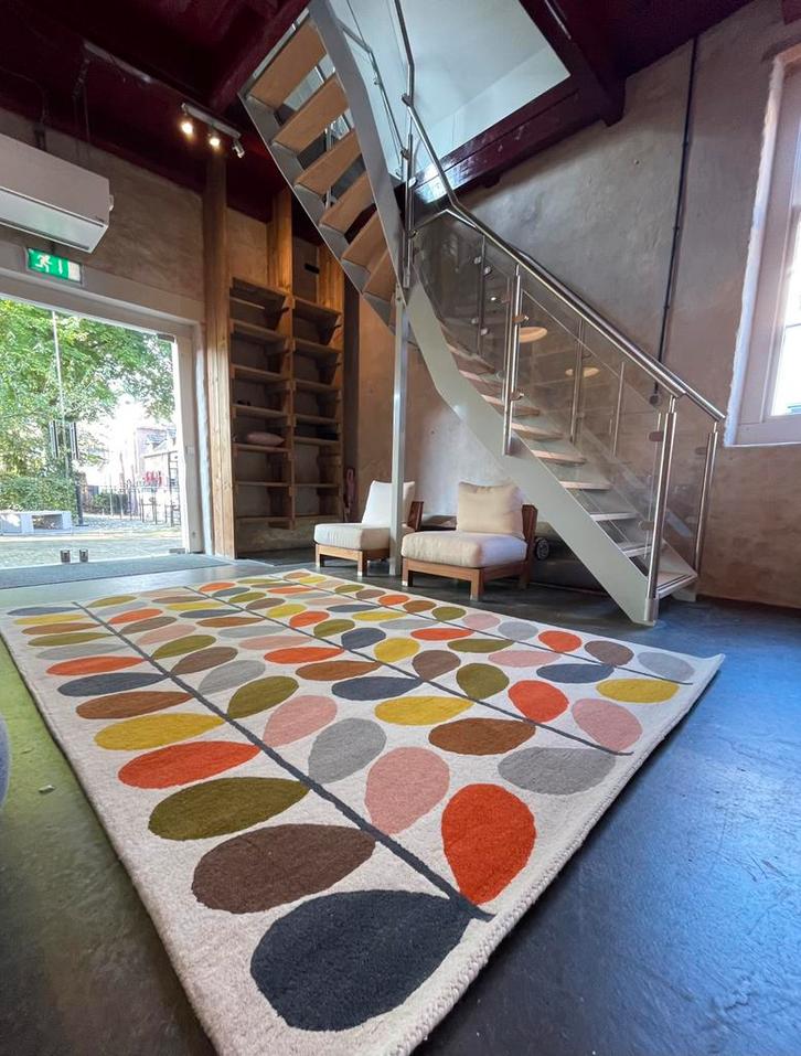 Brink en Campman Orla Kiely tapjjt Multi Stem Classic2 x 280, Huis en Inrichting, Stoffering | Tapijten en Kleden, Nieuw, 200 cm of meer
