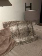 Leuke, harige kussenhoes 70x70 - Winter Style, Huis en Inrichting, Ophalen of Verzenden, Nieuw