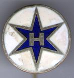 HENSCHEL email zilverkleurig tractor speldje 20 mm ( E_001 ), Verzamelen, Speldjes, Pins en Buttons, Verzenden, Zo goed als nieuw