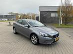Volvo V40 2.0 D4 Summum Business, Auto's, Euro 5, Stof, Gebruikt, Regensensor