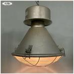 Oude industriële hanglampen met nieuwe fitting en snoer, Industrieel, Gebruikt, 50 tot 75 cm, Ophalen