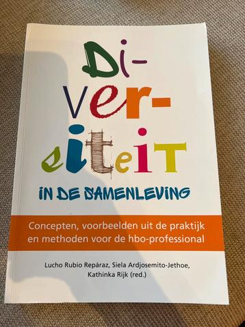 Diversiteit in de samenleving - studieboek beschikbaar voor biedingen