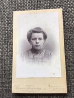 CDV, Tienermeisje, C. Henning, Vlissingen, Carte de Visite, Verzamelen, Ophalen of Verzenden, Voor 1940, Gebruikt, Foto