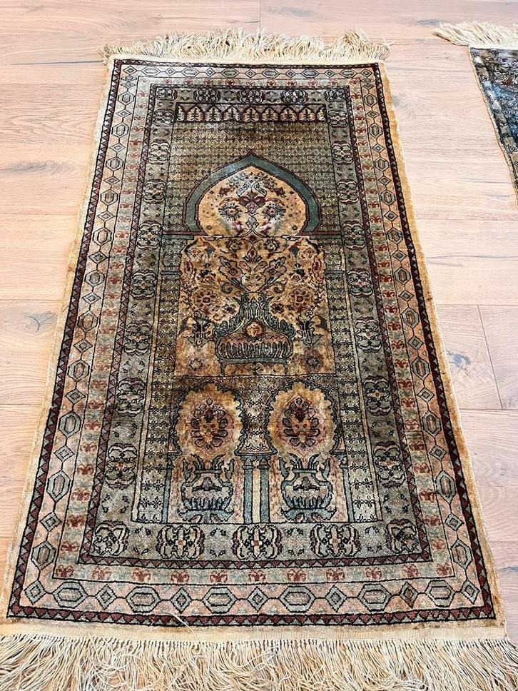 Tunis Zijde Tapijt - 63x117cm - Tunesië, Huis en Inrichting, Stoffering | Tapijten en Kleden, Gebruikt, 50 tot 100 cm, 100 tot 150 cm