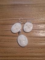 Antieke, zilveren Camee set. 925 zilver met parelmoer., Ophalen of Verzenden, Zilver, Hanger, Met edelsteen