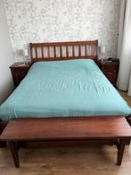 2 persoons bed plus 2 nachtkastjes en bankje, Ophalen, Gebruikt, Bruin, Tweepersoons
