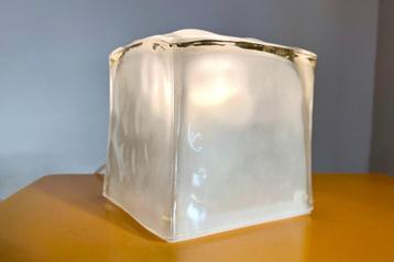 ️❄️ IKEA IVIKEN Ice Cube Tafellamp Cool Design, Hot Vibe ❄️  beschikbaar voor biedingen