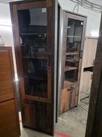 Mooie design vitrinekasten (2 stuks), Ophalen, Met deur(en), Nieuw, Modern