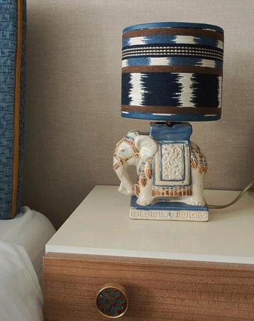 Handgemaakte Olifant Lamp met kap blauw Nachtkastlampje beschikbaar voor biedingen