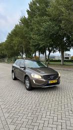 Volvo XC60 2.0 D4 Geartronic 2014 Bruin, Auto's, 1800 kg, 1634 kg, Origineel Nederlands, Diesel
