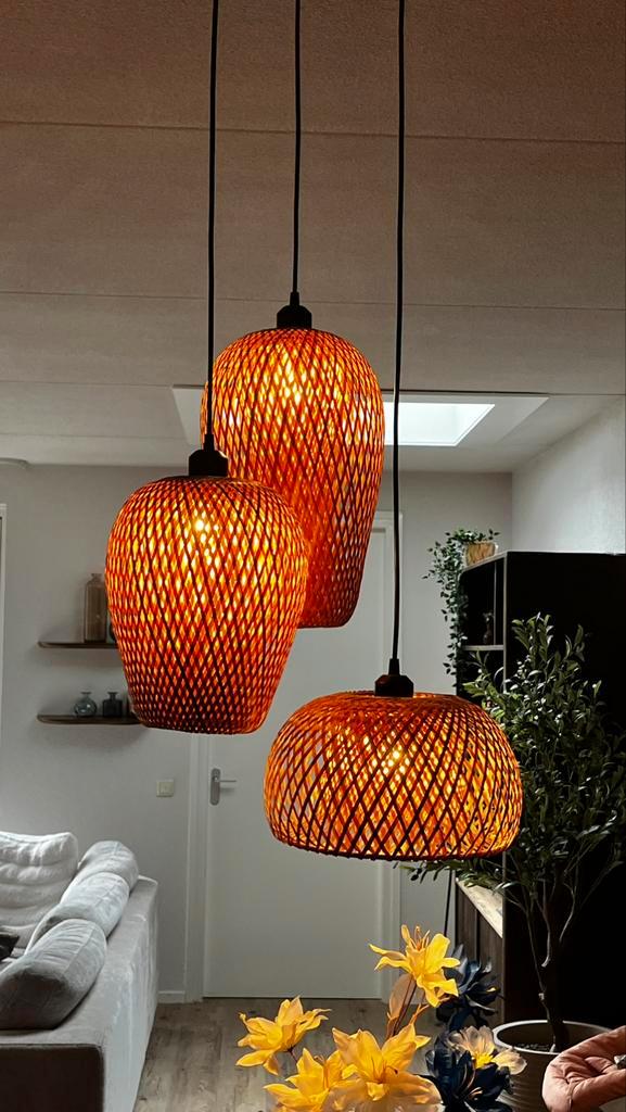 Complete Rotan lampen set, Huis en Inrichting, Lampen | Hanglampen, Zo goed als nieuw, Ophalen of Verzenden