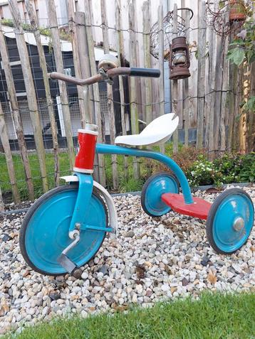 Vintage driewieler van Metacon beschikbaar voor biedingen